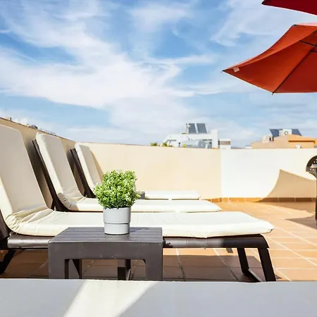 Apartment Holidays2malaga Montesa 700m From The Rooftop Terrace *