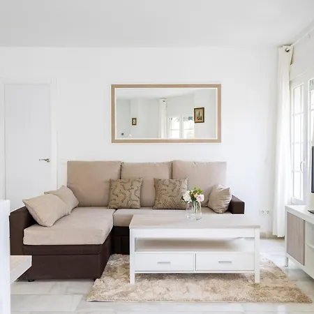 Apartment Holidays2malaga Montesa 700m From The Rooftop Terrace